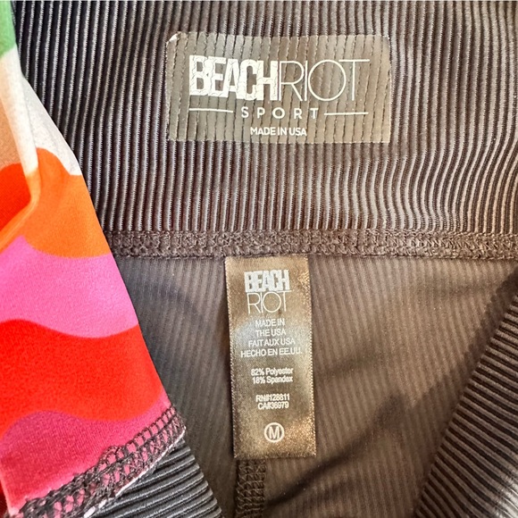 EUC Beach Riot Leggings size medium tropical wave high waist - Picture 6 of 8